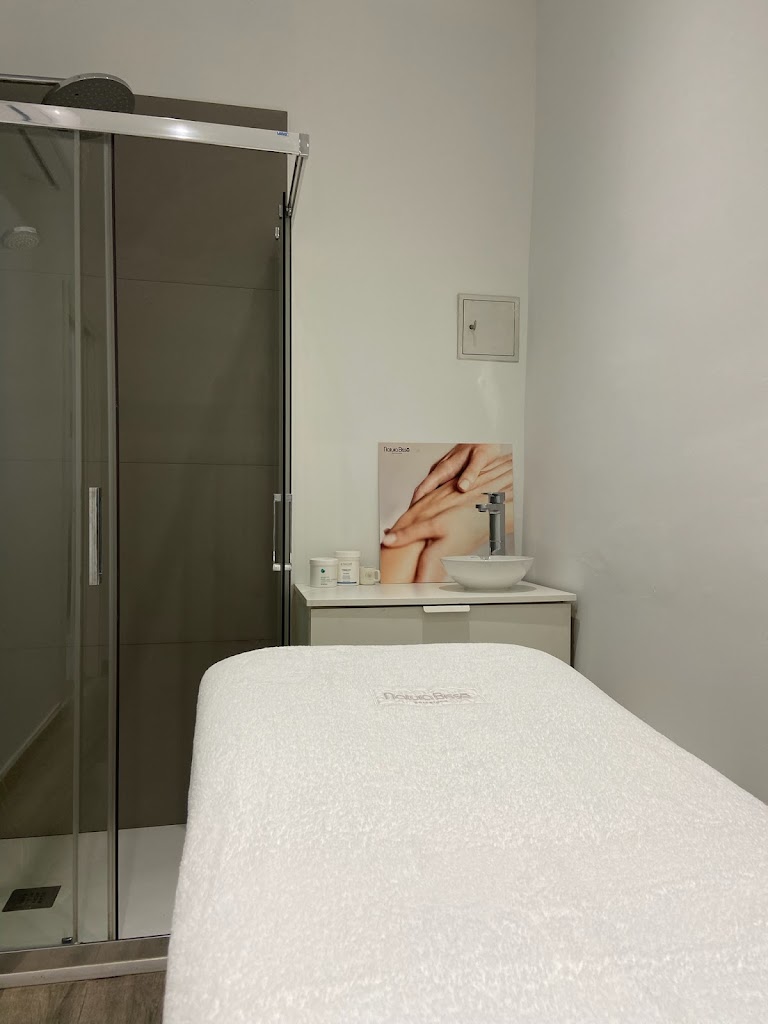 Centre d'estetica Mirabelle — Interior