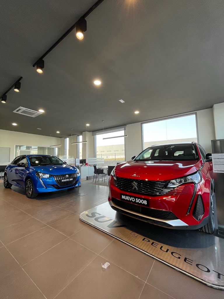 PEUGEOT STELLANTIS &YOU MOSTOLES - P. Fuensanta — Interior