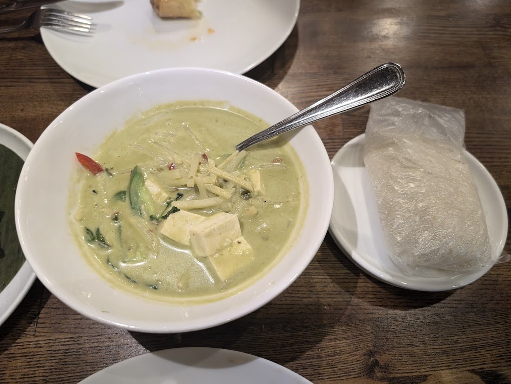 Pin Kaow Thai Restaurant Eastern