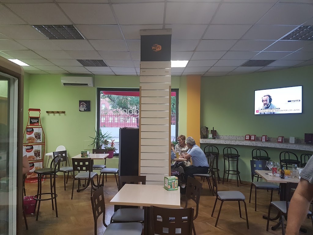 Cafeteria Panaderia Goypar — Ambiente