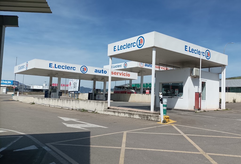 Estacion de Servicio E.Leclerc Miranda — Exterior