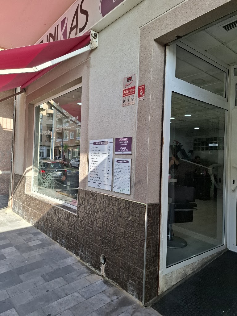Salon de Belleza unikas — Exterior