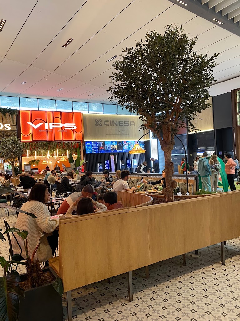 Centro Comercial Garbera — Restaurante