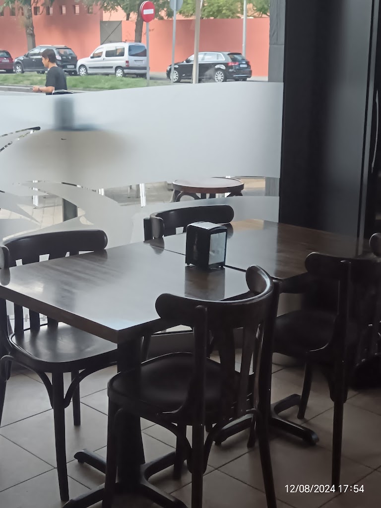 BAR ANDURINAS — Ambiente