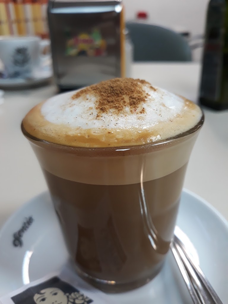Cafeteria Toni — Capuchino