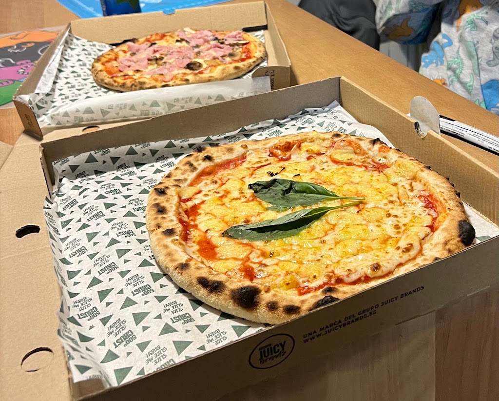 500o Crust Pizza Place Pozuelo — Pizza