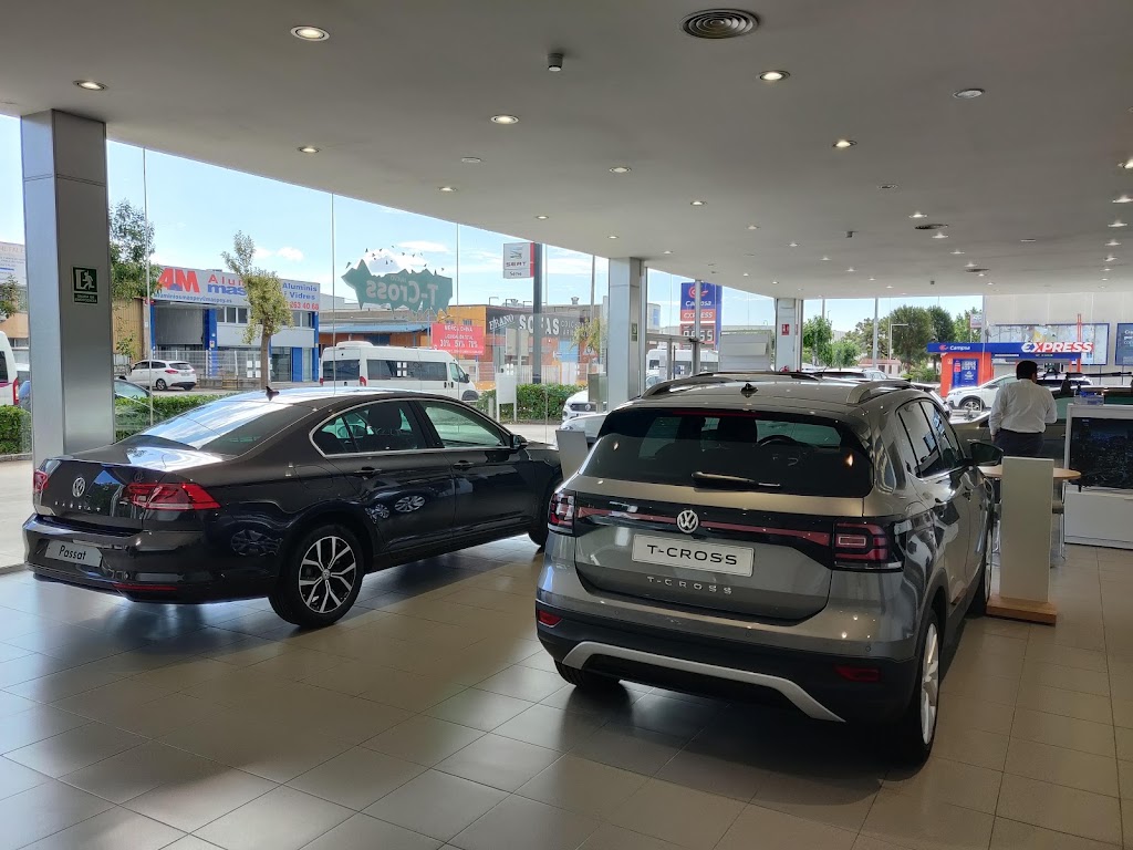 Carhaus Gava - Concessionari Oficial Volkswagen — Interior