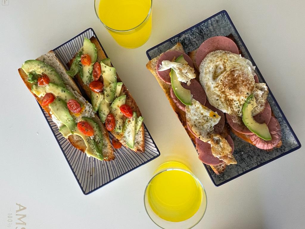 restaurant La Perla — Comida y bebida