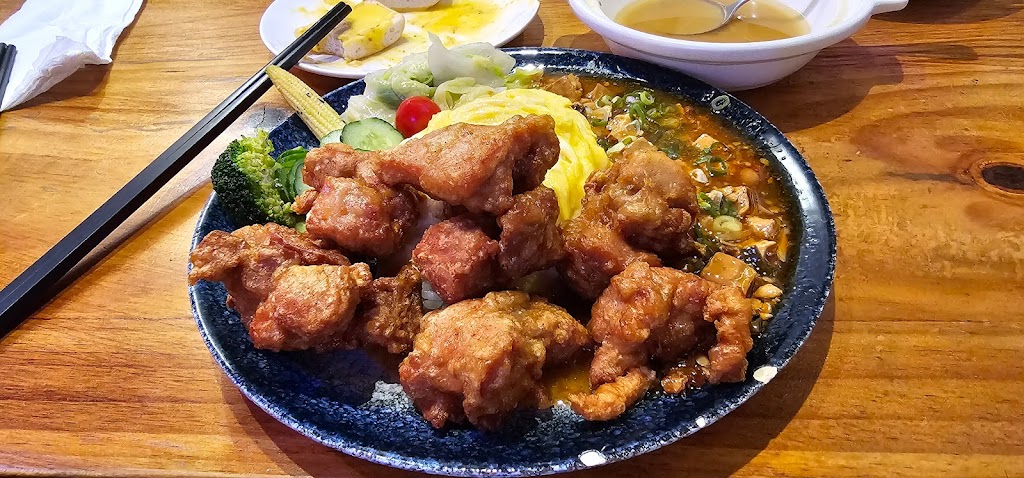 肉塊餐桌(原龍一日式燒肉丼) 的照片