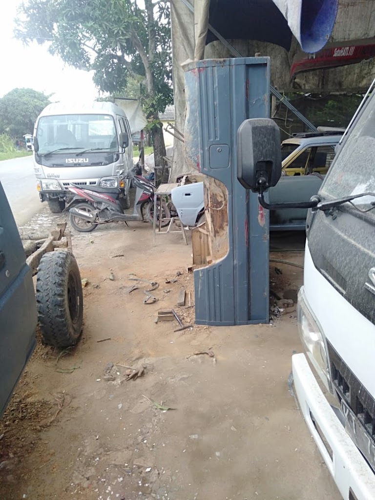 Bengkel Mobil Arief
