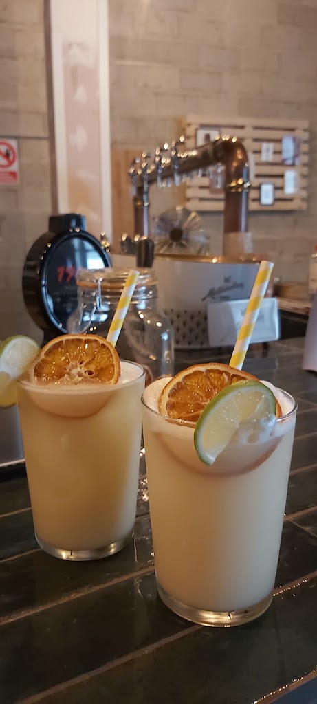 La Nau Socarrada - Cafeteria i espai cultural. — Comida y bebida