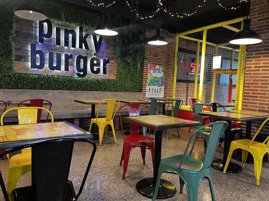 Pinky Burger Azuqueca | Hamburgueseria — Ambiente