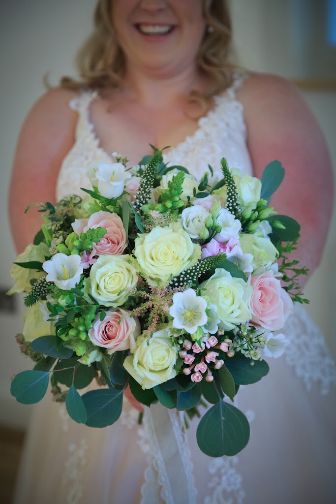 Chapmans Blossom And Grow Florist