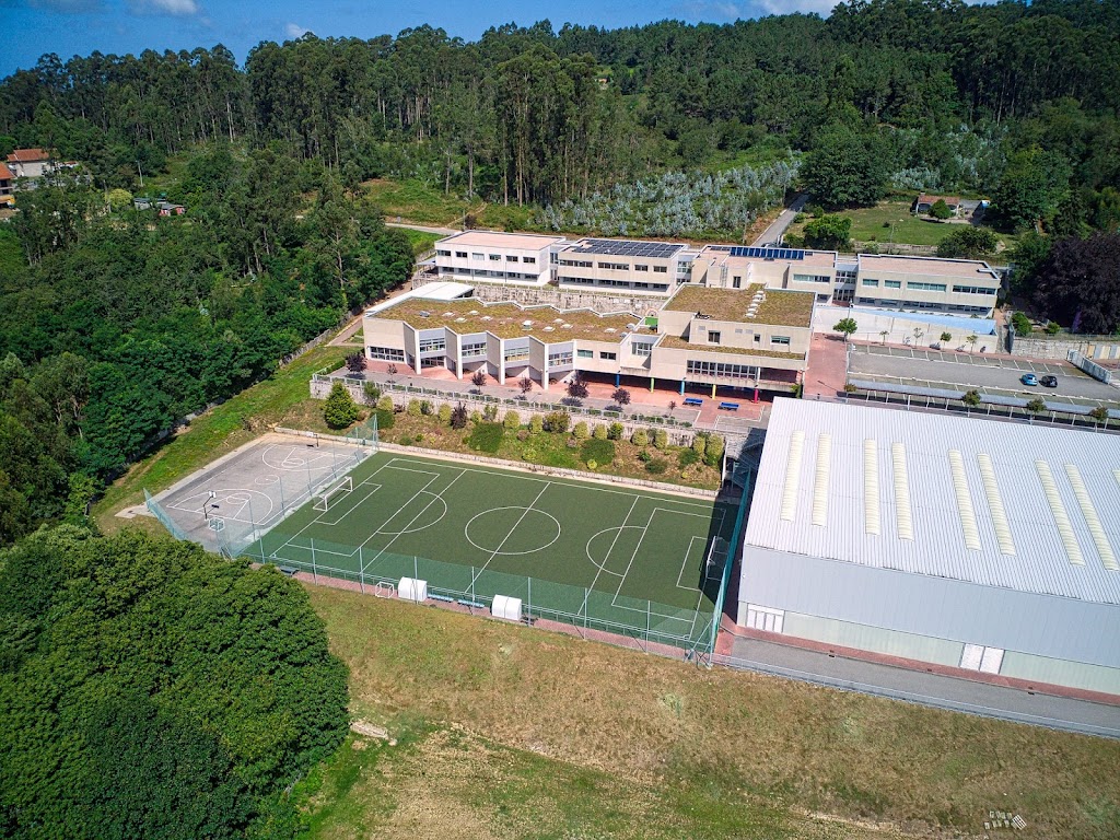 O Castro British International School