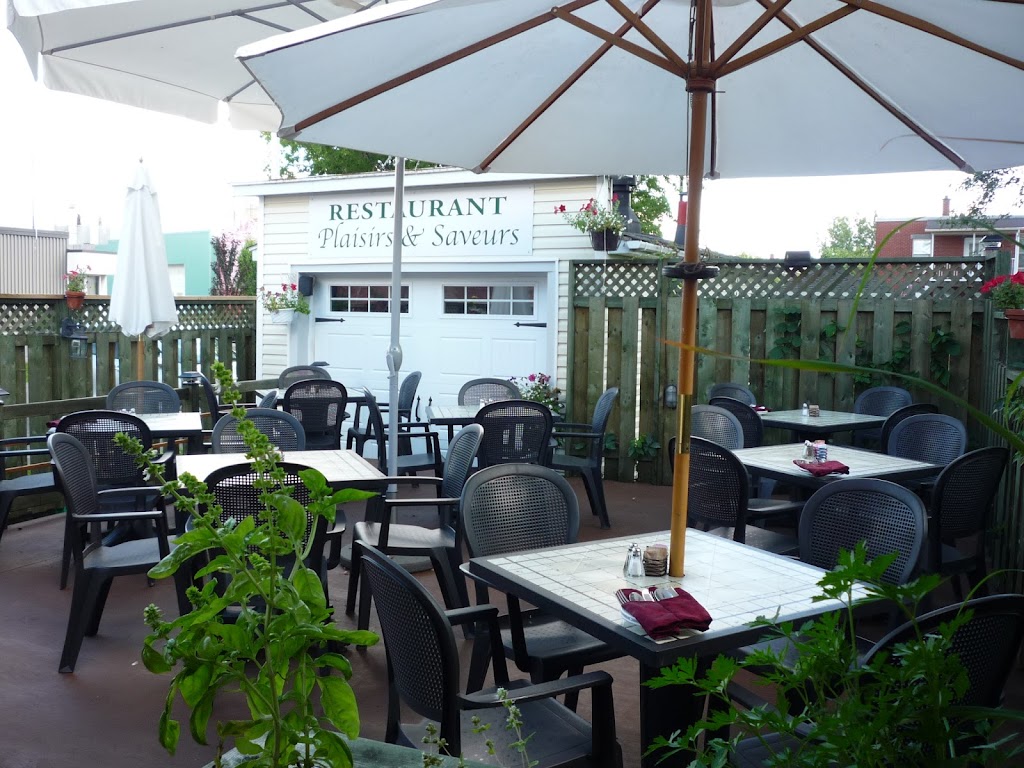 Restaurant Plaisirs et Saveurs Café Bistro in Victoriaville