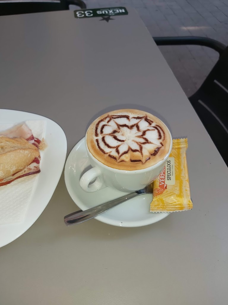 Bar Nexus d'Igualada — Capuchino
