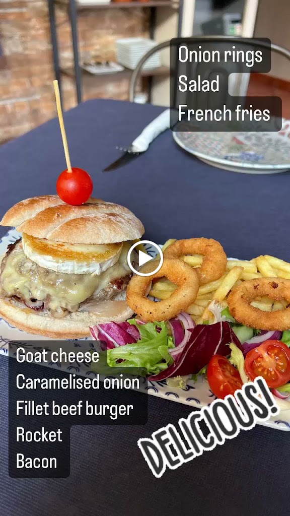 La Barra Tapas Bar — Videos