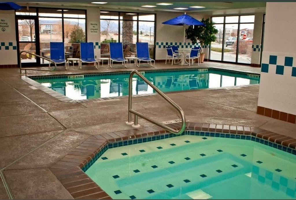  Montana Swim Academy at Holiday Inn Express & Suites - Bozeman West