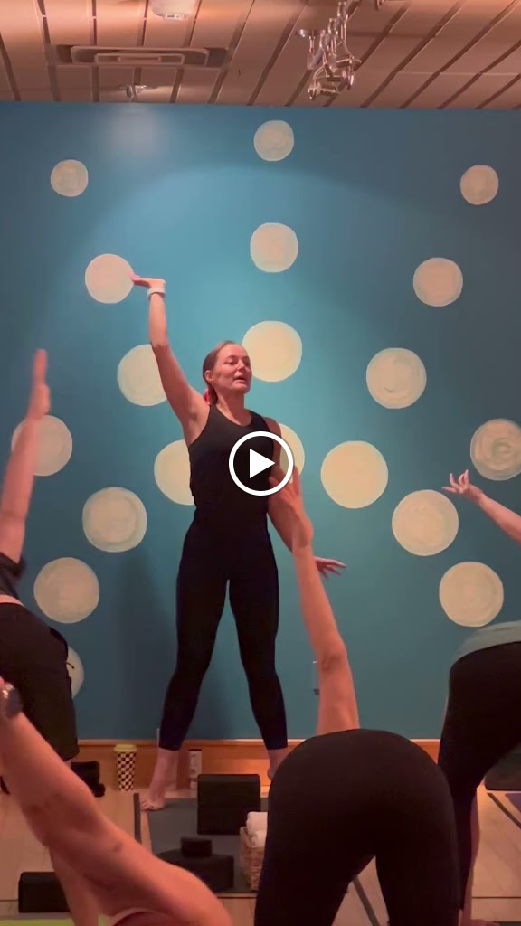  Glow Yoga & Juice Bar