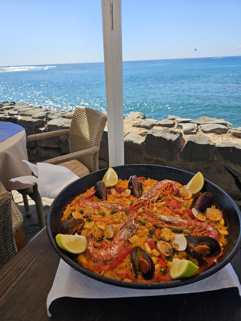 Restaurante Mayte — Comida y bebida