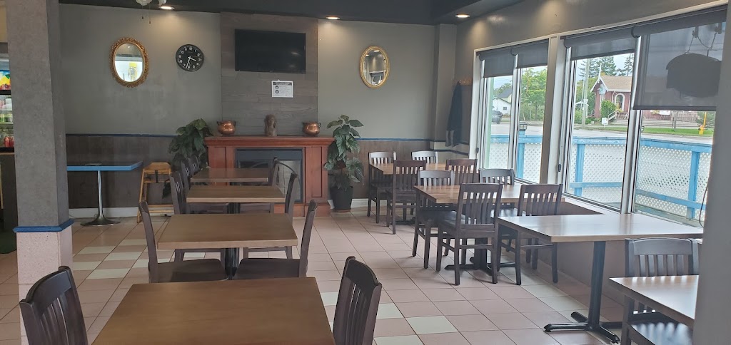 Signature Restaurant in Fenelon Falls