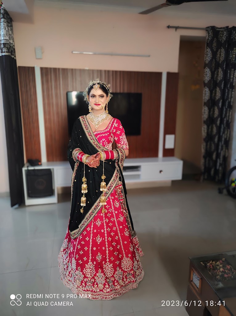 Glossy Beauty Centre