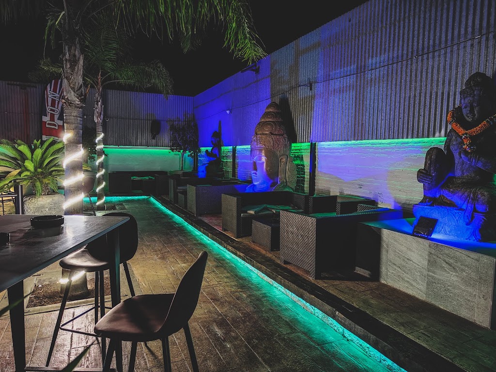 London Coffee Pub — Ambiente