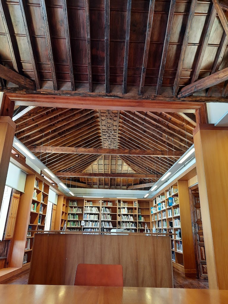 Cedocam Centro de Documentacion de Canarias y America