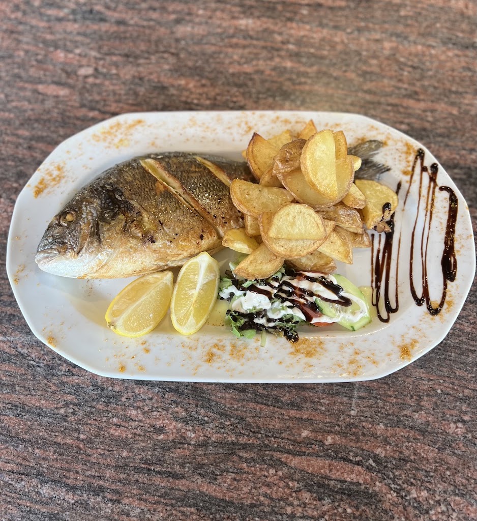 El Moment Blanes — Comida y bebida