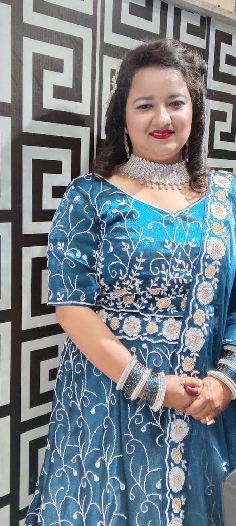 A1Make Up Studio Unisex Salon