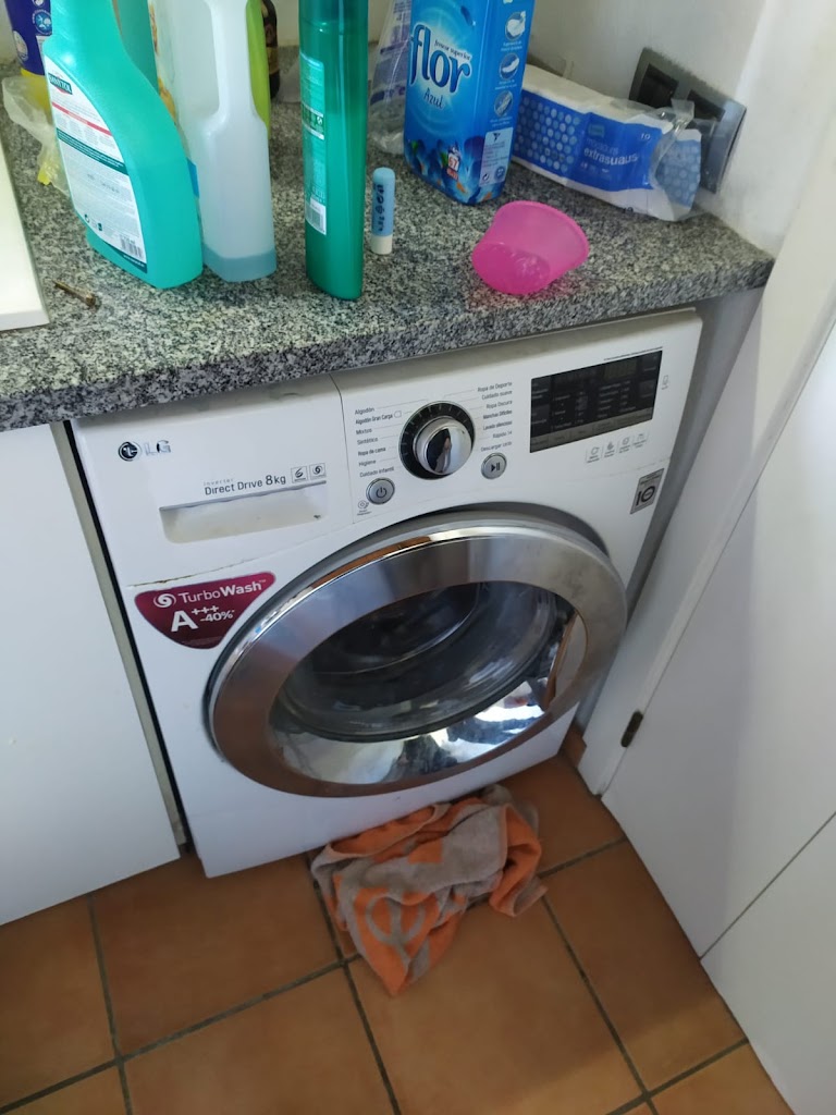 I-T reparacions — Interior