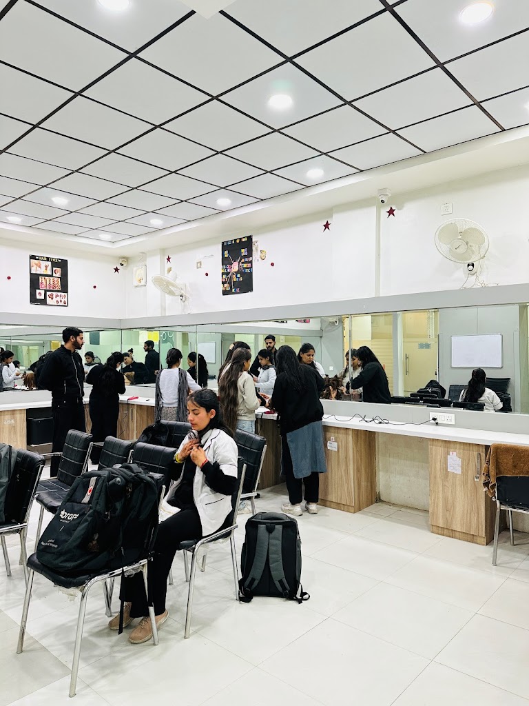 Orane International School Of Beauty Wellness Talwara