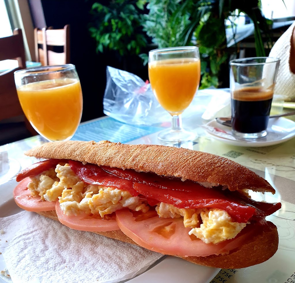 Cerveceria Retiro — Comida y bebida