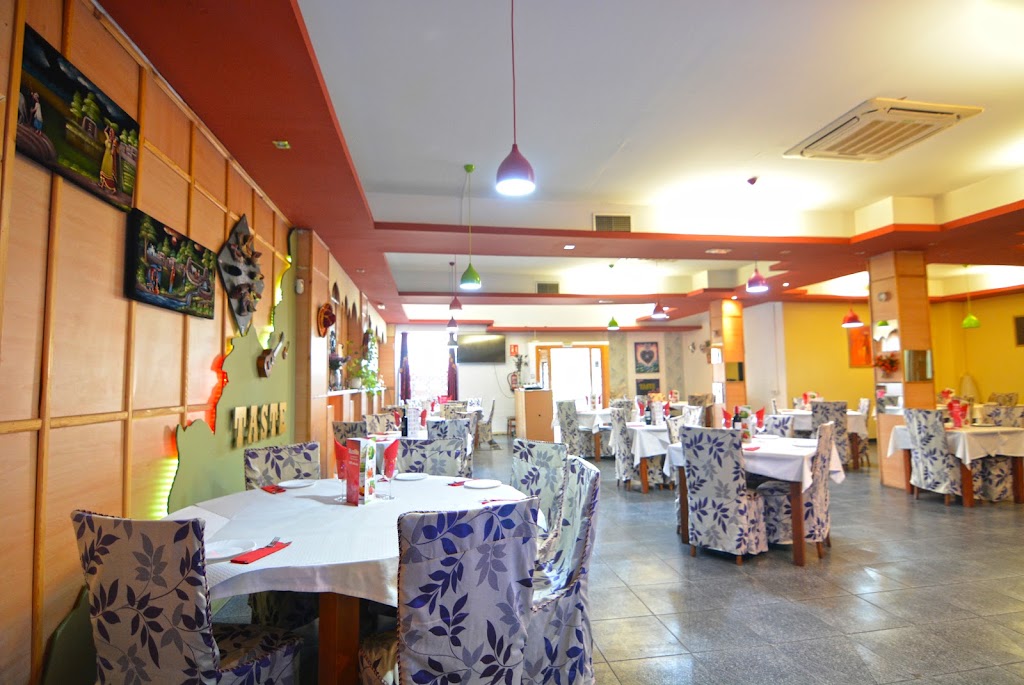 Restaurante Mexicano Un Toque Especial — Ambiente