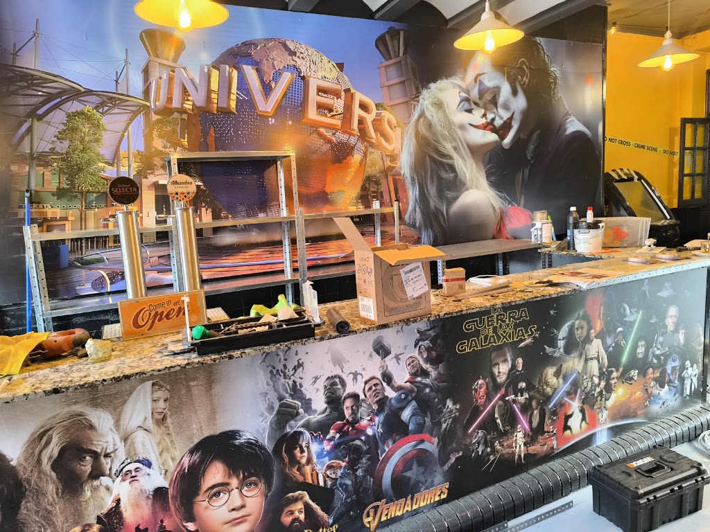 Universal Burguer — Ambiente
