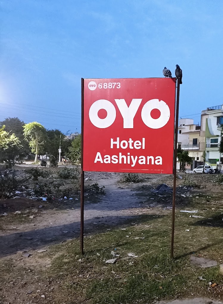 Oyo 68873 Hotel Aashiyana