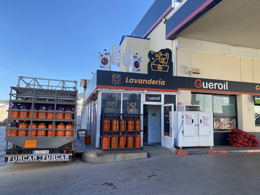 E.S. Las Americas — Exterior