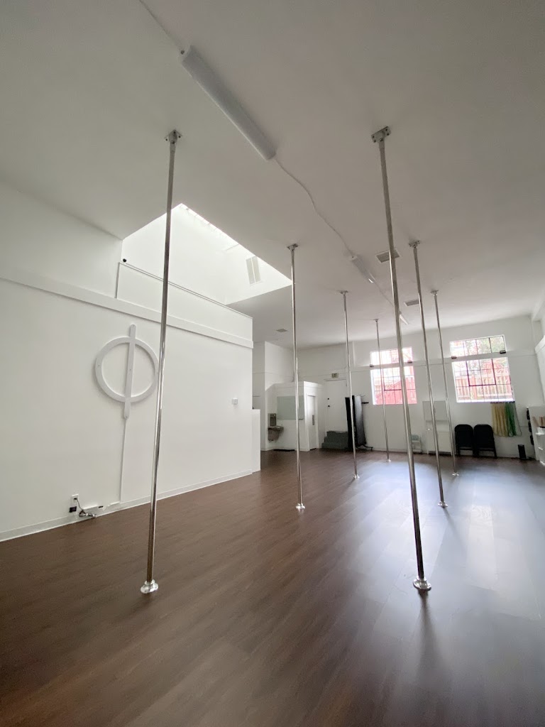  Oakland Pole + Dance
