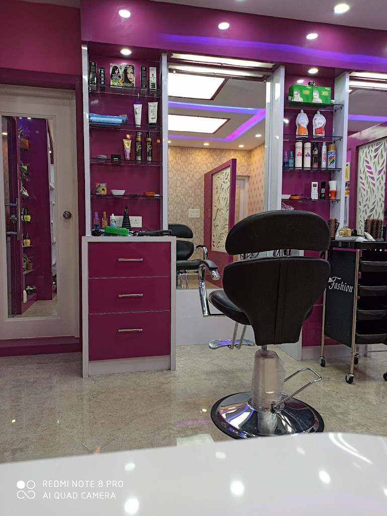 Divya S Beauty Care Makeup Studio Divyaa S Byuutttti Key Meekkpp Srrrruddiyoo