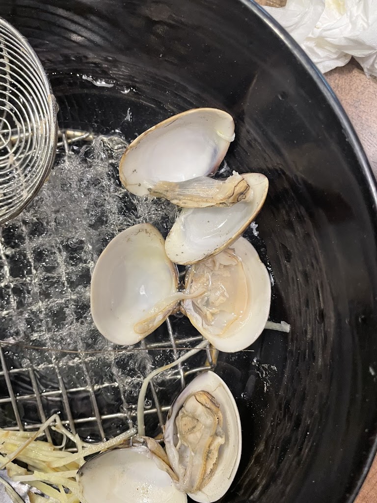 海牧水產鍋物 板橋火鍋 平價推薦 頂級和牛 海鮮 活蝦 麻辣 鴛鴦(板橋推薦人氣餐廳｜聚餐｜美食｜鍋物｜涮刷鍋) 的照片