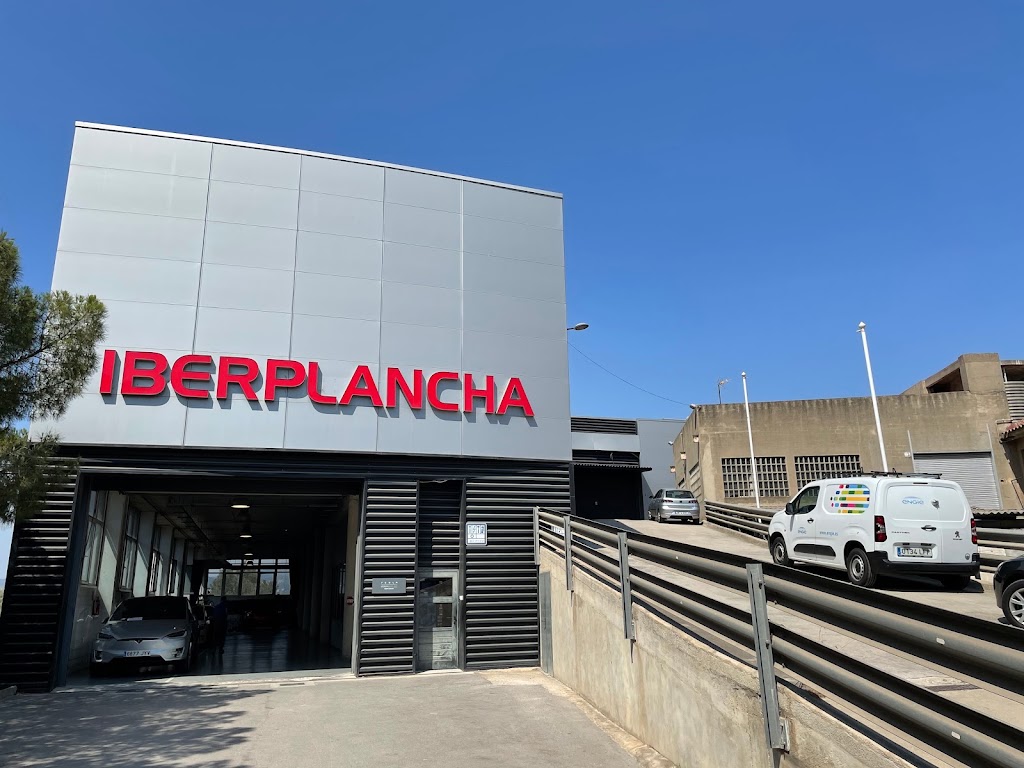 Iberplancha by Certified Collision Craft, S.L. — Exterior