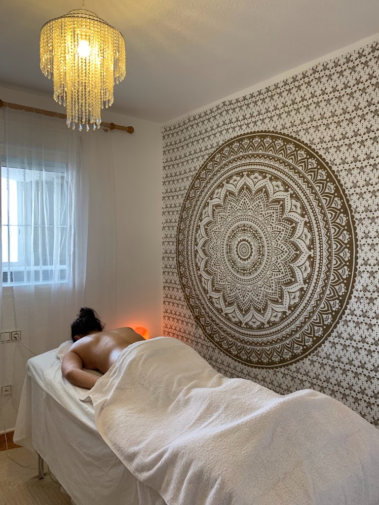 Terapias Arey: Masaje Terapeutico, Reflexologia podal, Faciales Masaje Lifting, Biomagnetismo