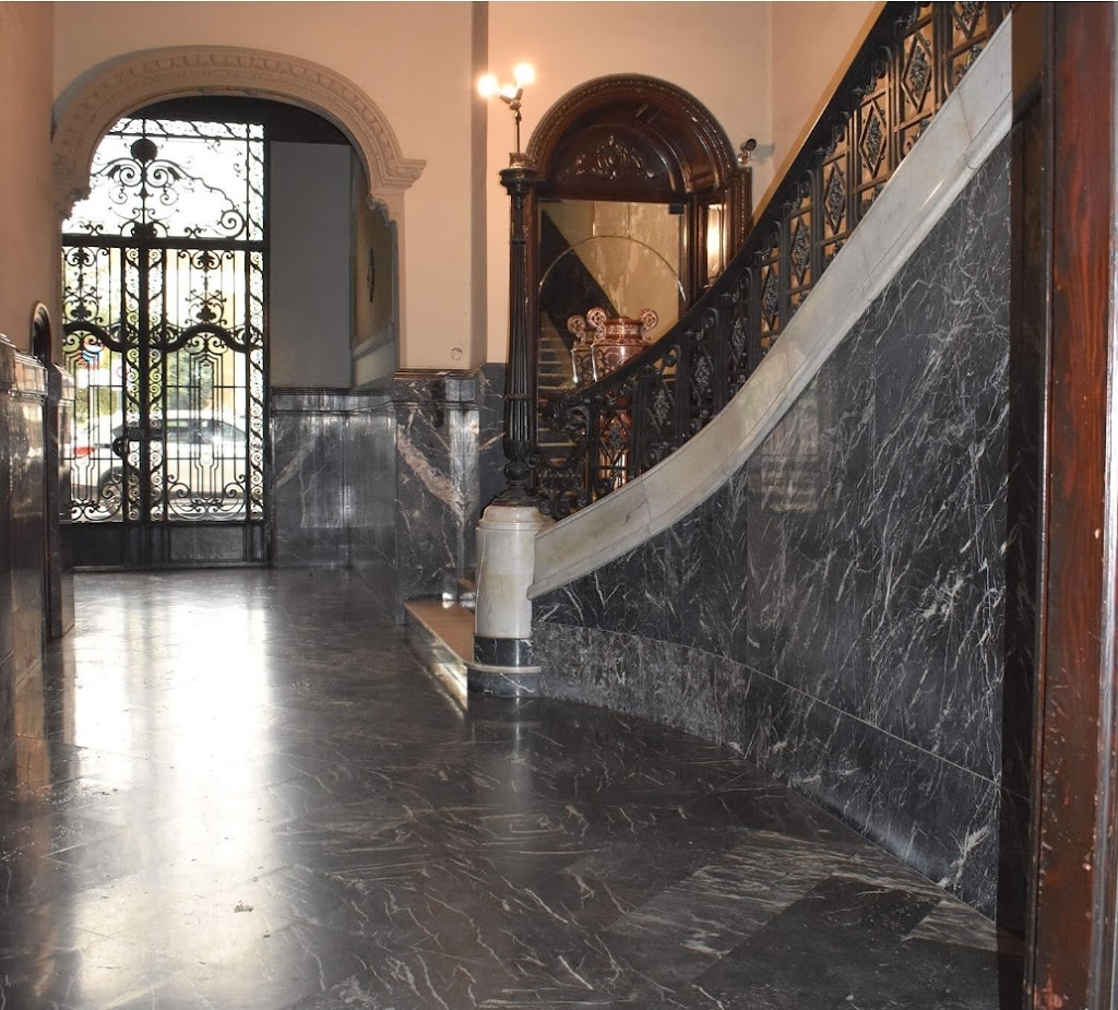 Centro Geriatrico Jardines del Parterre SLU — Del propietario