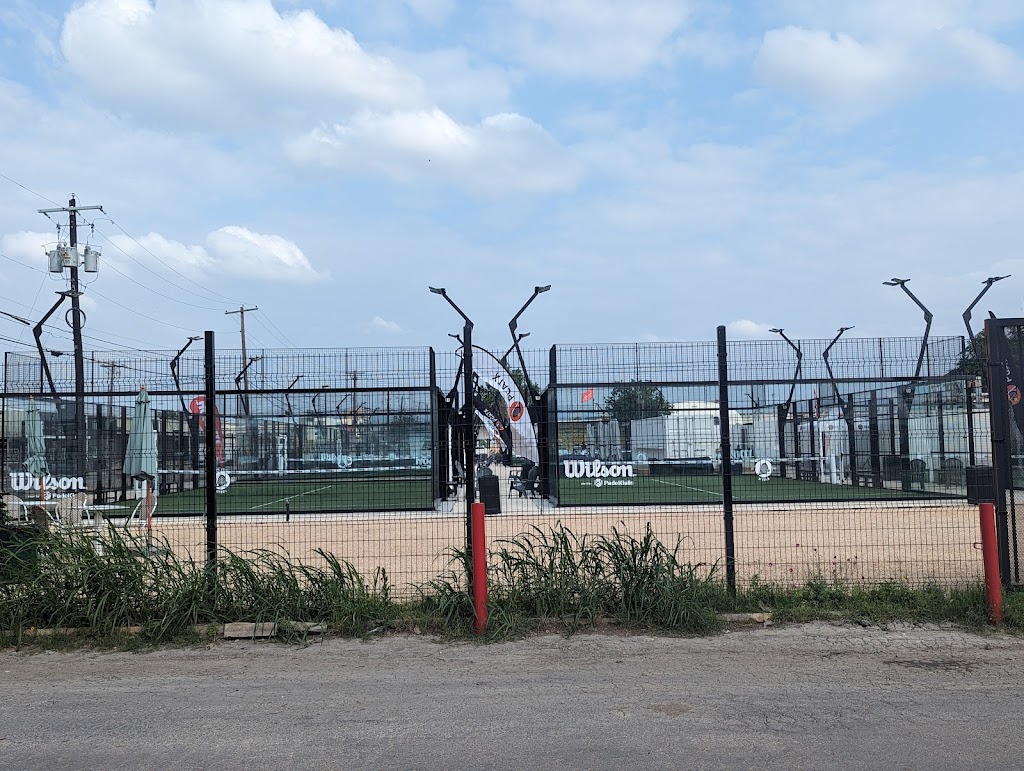 PADEL CLUB AUSTIN