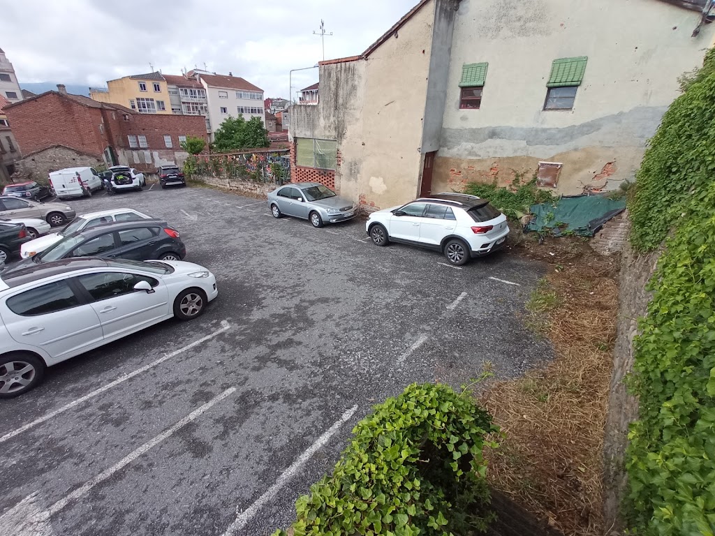 Aparcamiento Gratuito Rua Cerca