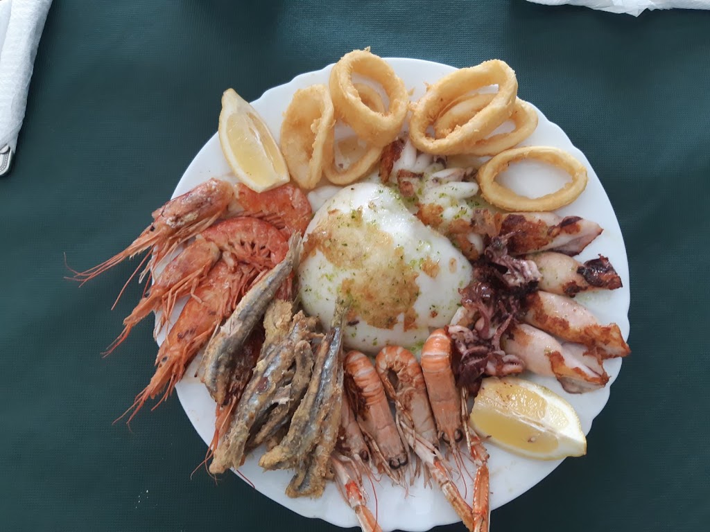 La Granadella — Comida y bebida
