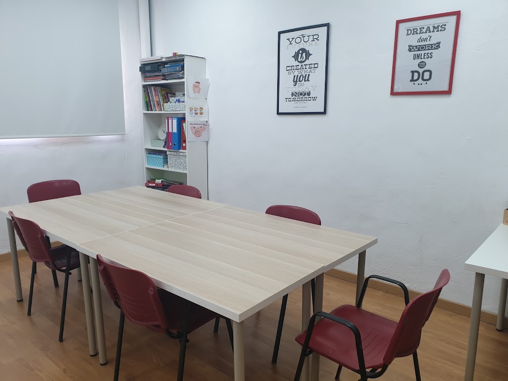 ABC (Academia Bilingue Cartagena) — Del propietario