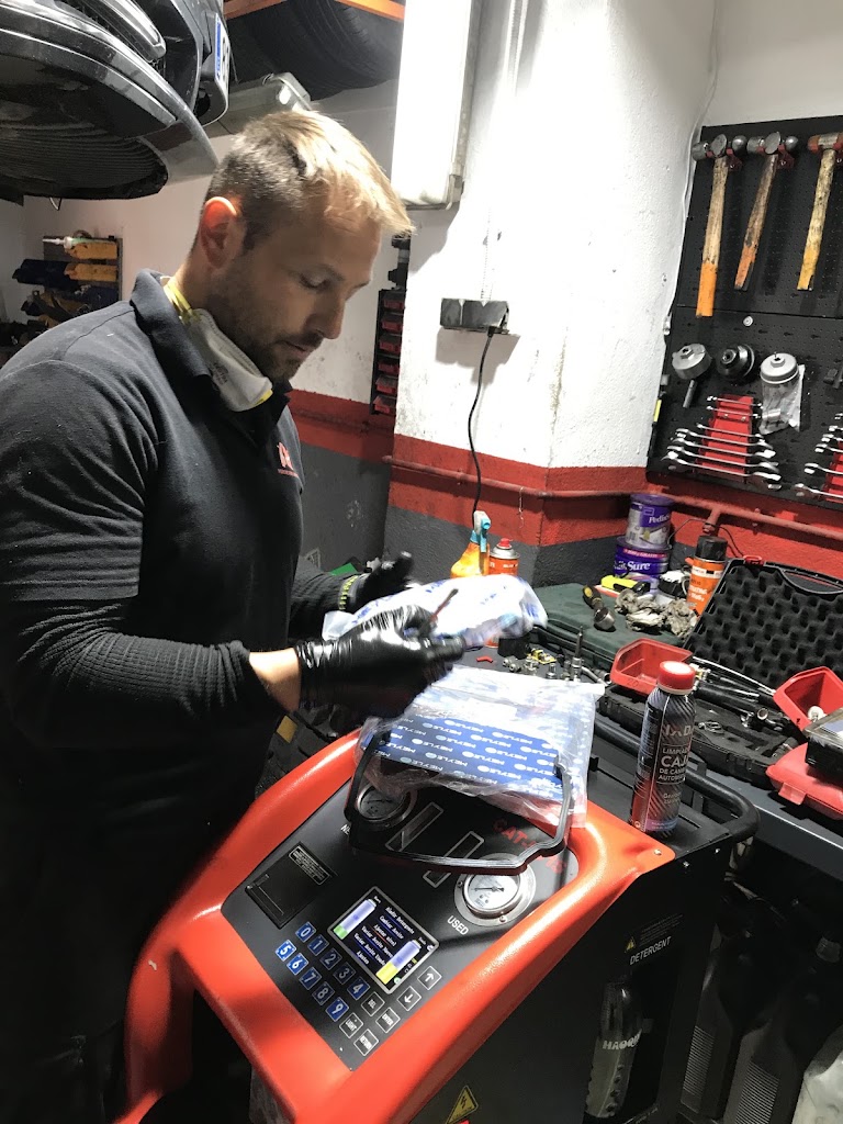 A TOPE MOTOR — Del propietario
