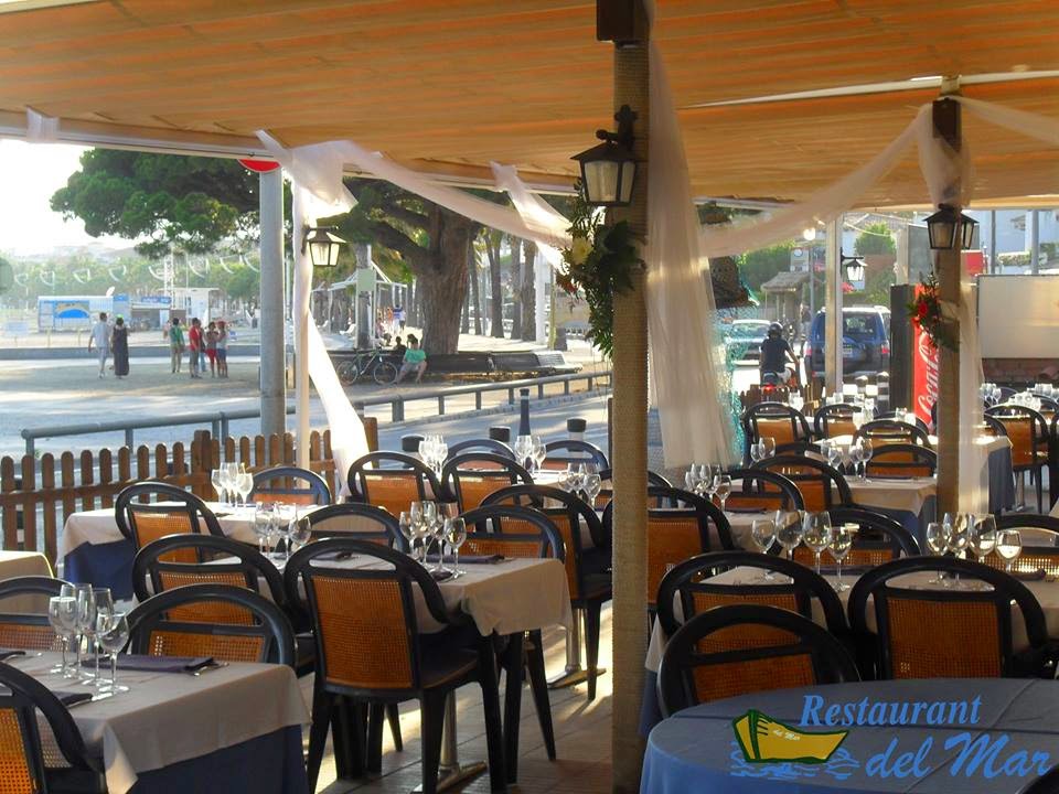 Restaurant Del Mar — Ambiente