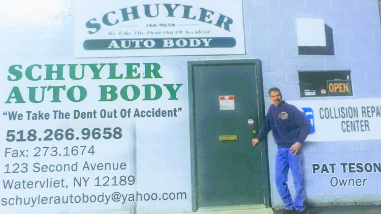 Auto body shop in Watervliet